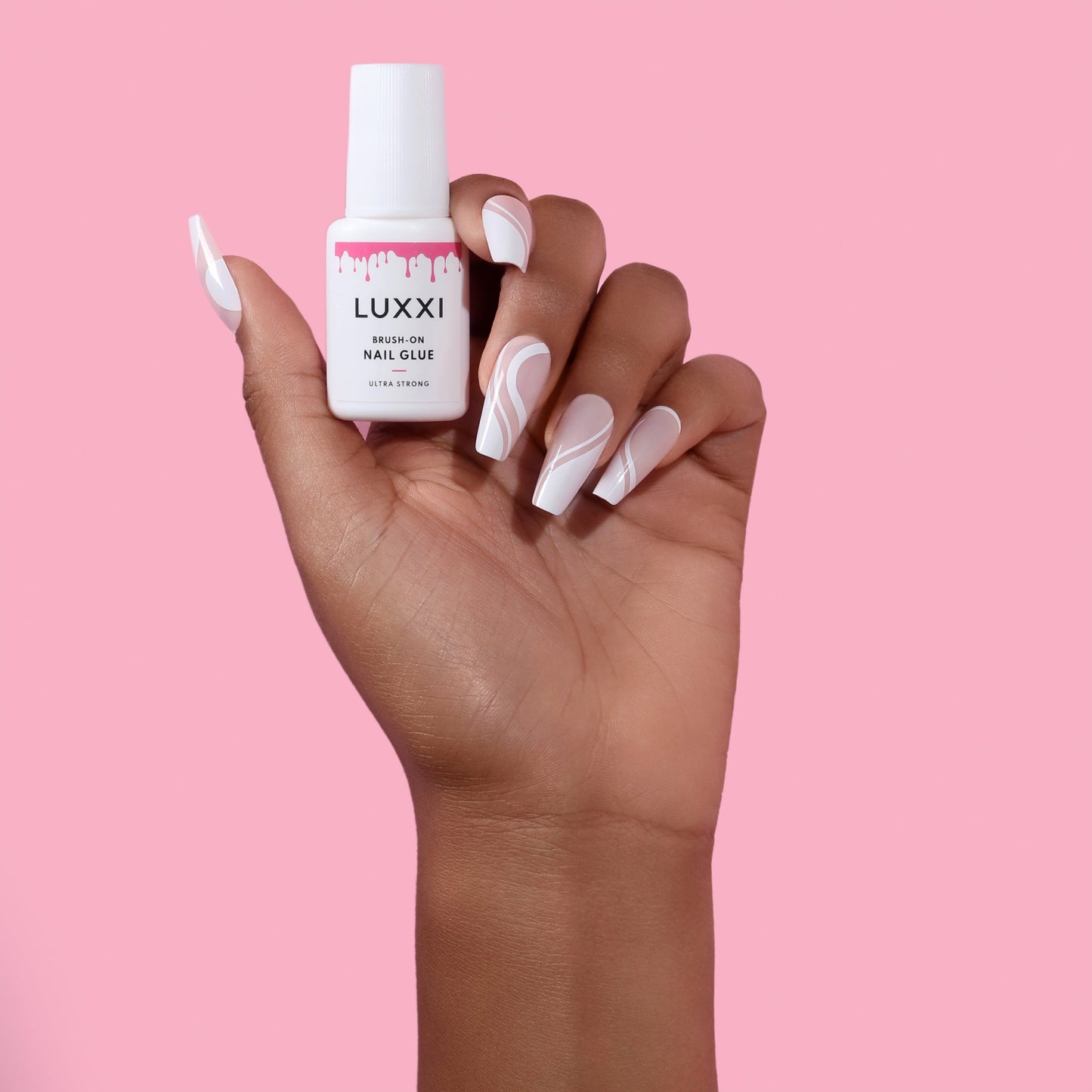 Brush on Nail Glue